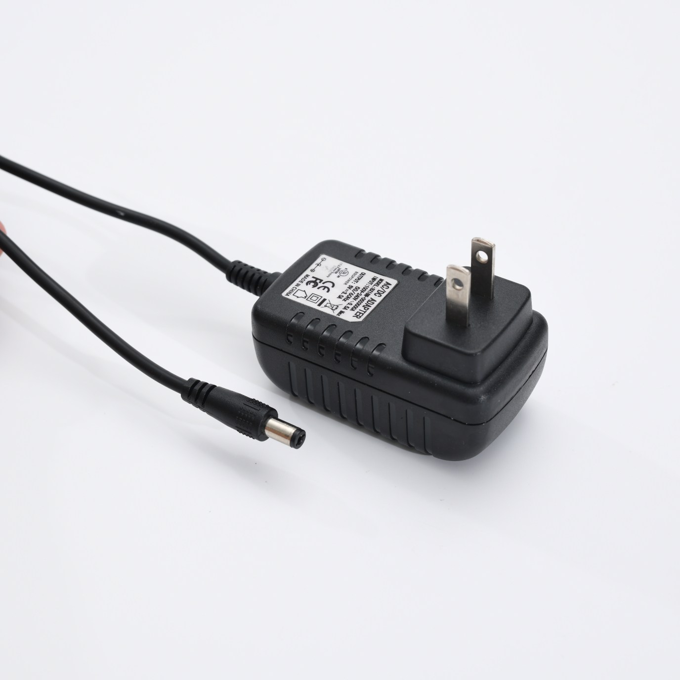 AC～DC Power Adapter