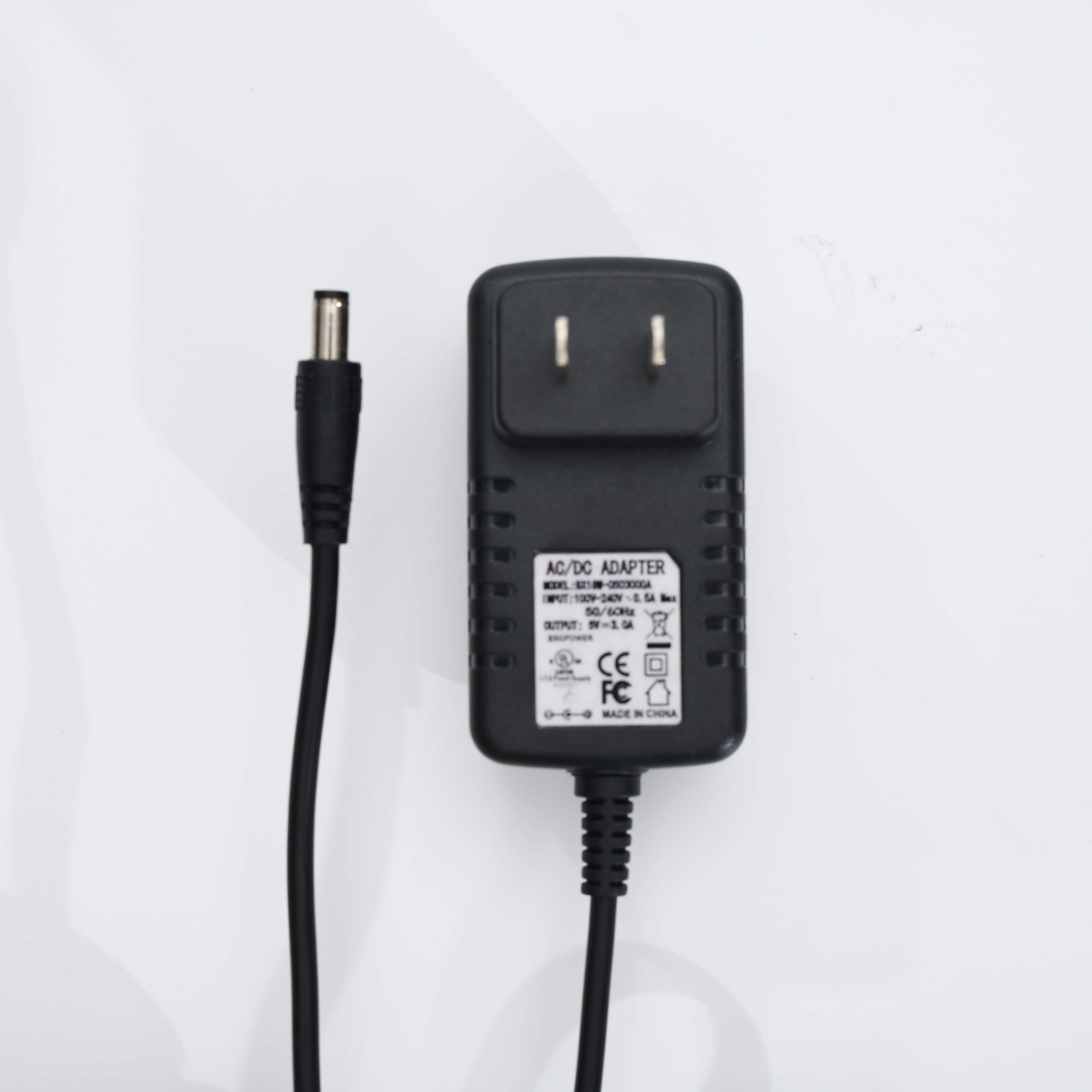 How to use the power adapter reasonably